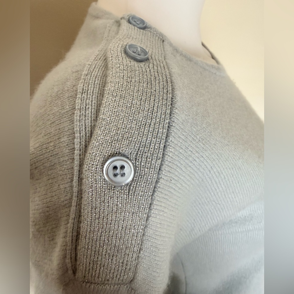 Powder blue/gray Sweater. - Picture 11 of 11